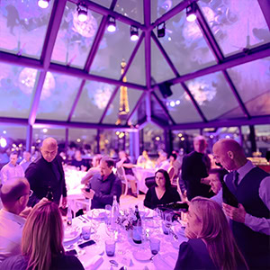 Déjeuner familial rooftop paris